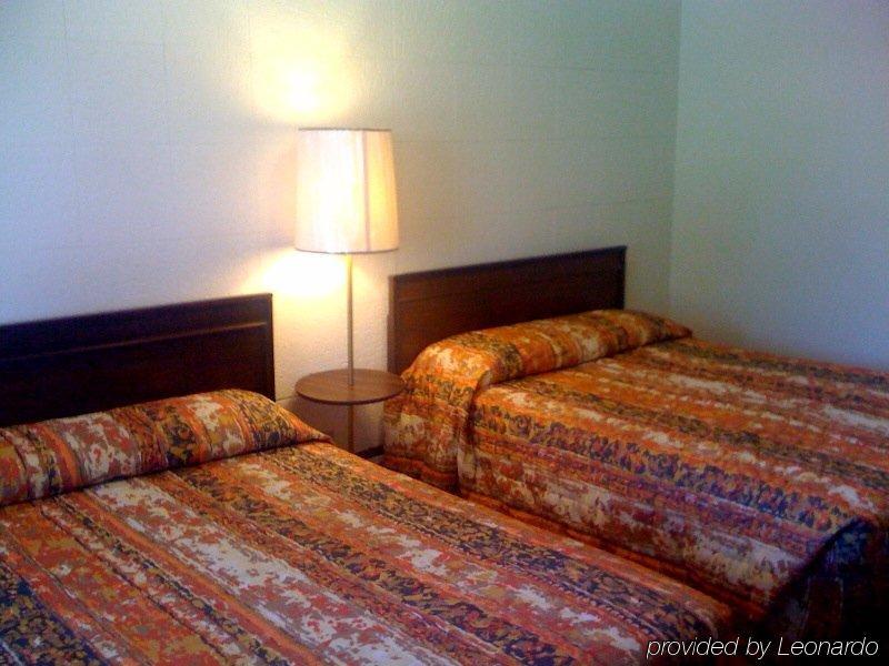 Cool Springs Inn مدينة ميتشيغان الغرفة الصورة
